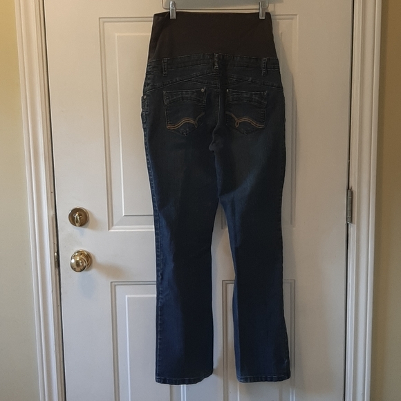 Thyme Maternity jeans - Picture 5 of 7